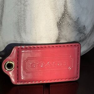 Coach hangtag Pink leather
